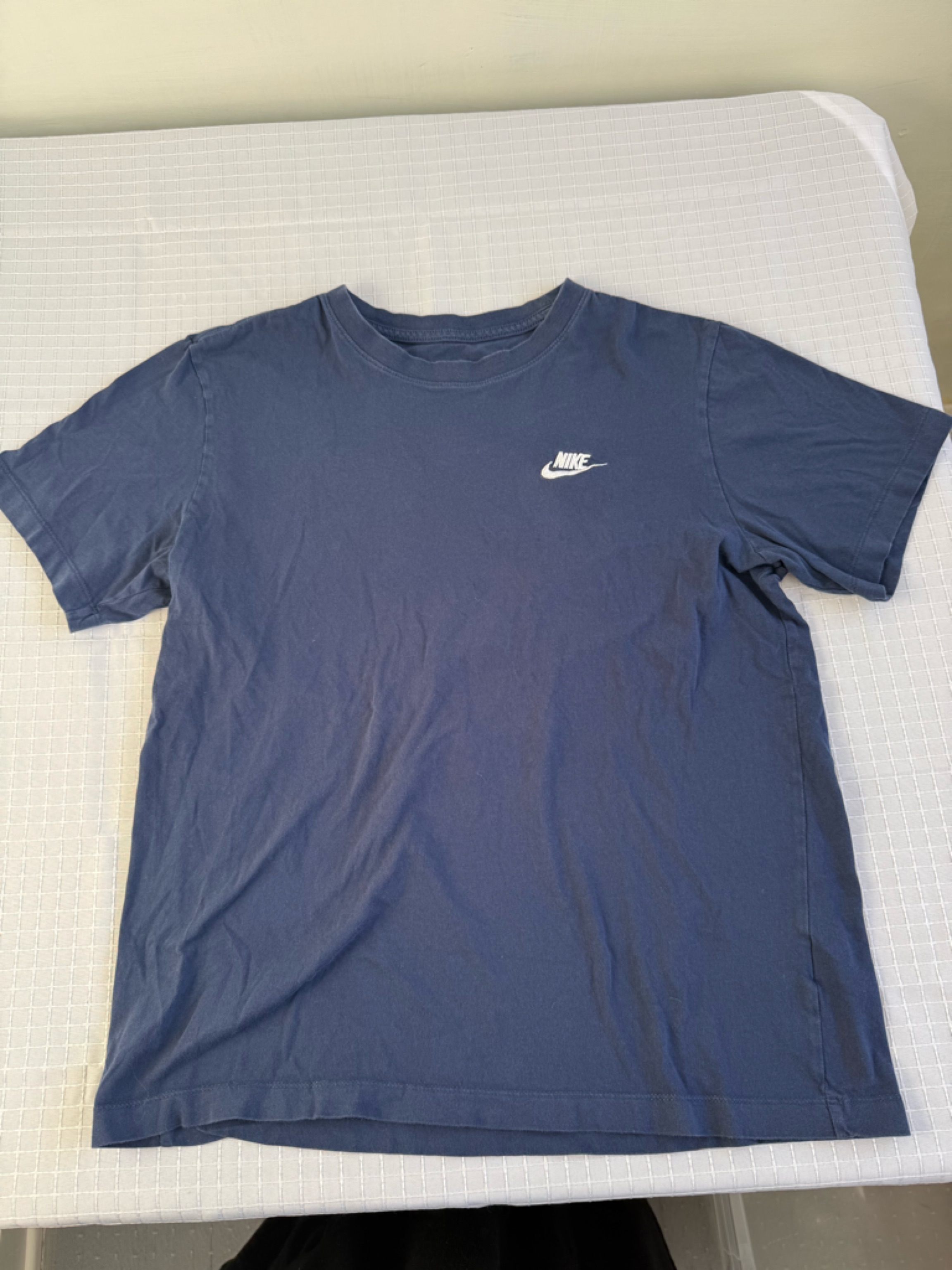 Nike Dark Navy Short Sleeve Tee With White Swoosh